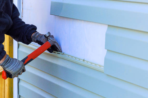 How To Choose The Right Materials for Your Siding Installation in 'Bourbon, MO